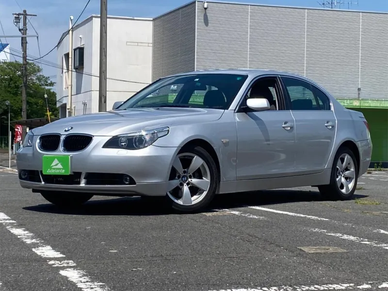 BMW 5-Series 2003, седан, 5 поколение, E60 (08.2003 - 05.2007)