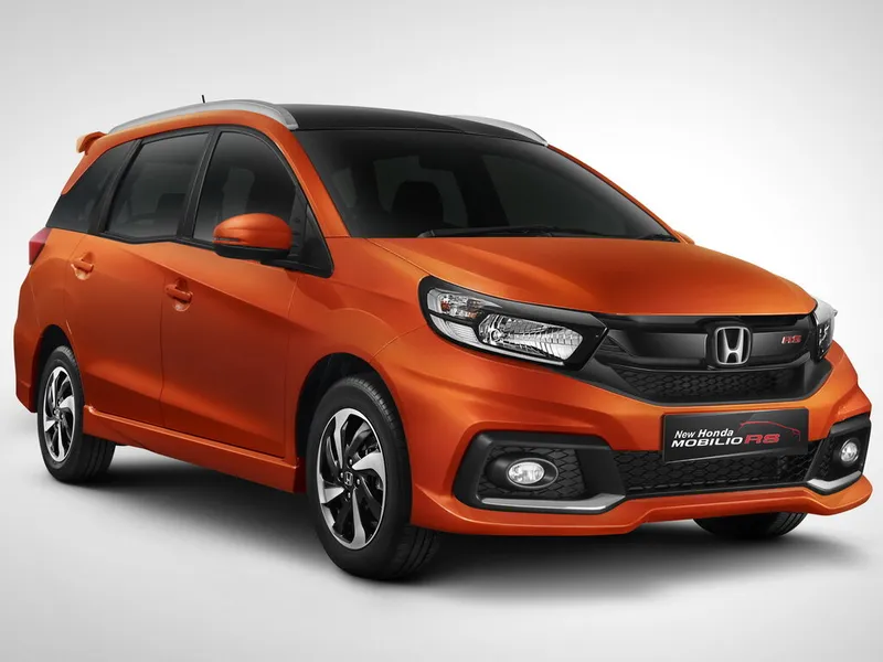 Honda Mobilio рестайлинг 2017, минивэн, 2 поколение (01.2017 - 01.2019)