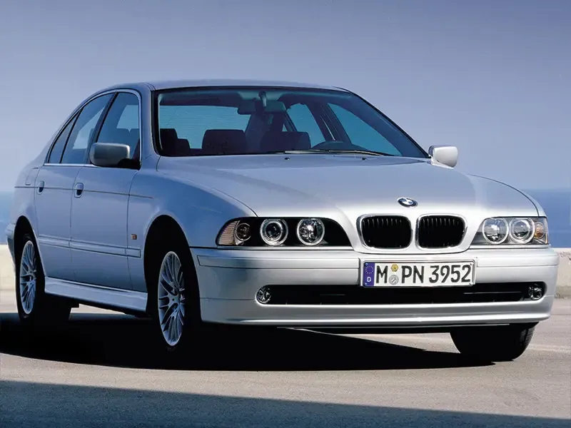 BMW 5-Series рестайлинг 2000, седан, 4 поколение, E39 (09.2000 - 06.2003)