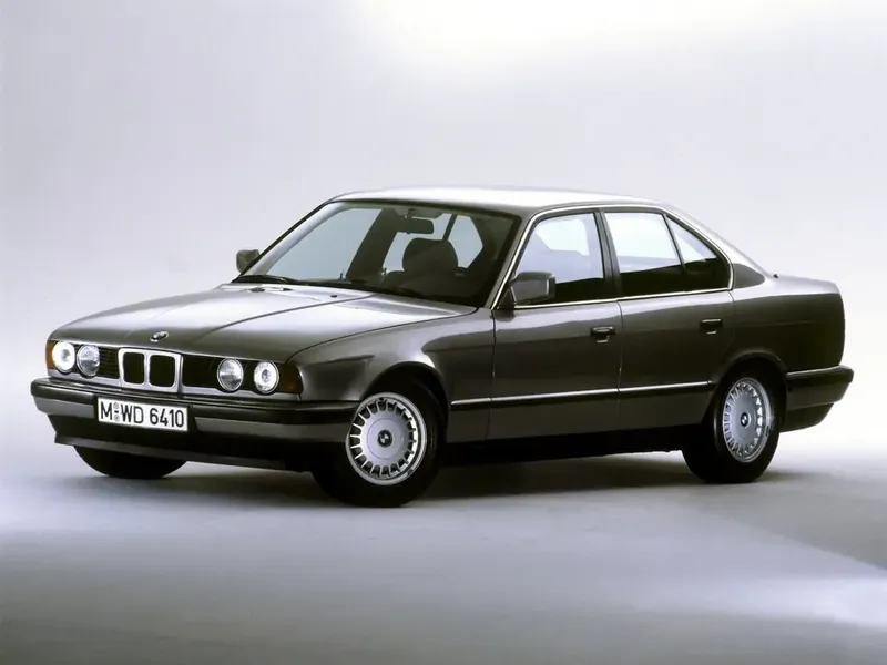 BMW 5-Series 1987, седан, 3 поколение, E34 (11.1987 - 02.1994)