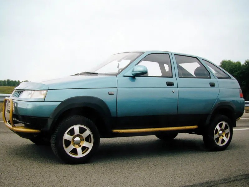 LADA Тарзан