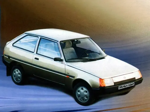 ЗАЗ Таврия рестайлинг 1998, хэтчбек 3 дв., 1 поколение, ЗАЗ-1102 (01.1998 - 12.2007)