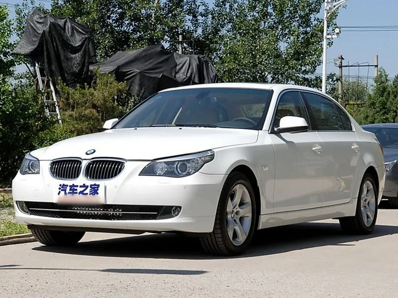 BMW 5-Series рестайлинг 2007, седан, 5 поколение, E60 (03.2007 - 08.2010)