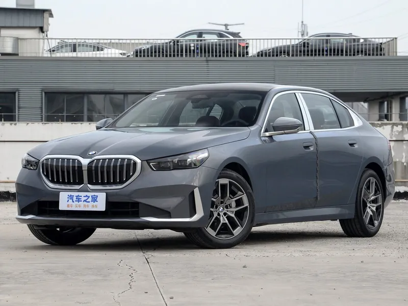 BMW 5-Series 2023, седан, 8 поколение, G68 (05.2023 - н.в.)