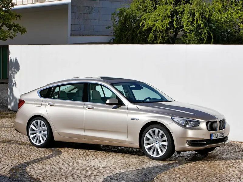 BMW 5-Series Gran Turismo 2009, лифтбек, 6 поколение, F07 (10.2009 - 08.2013)