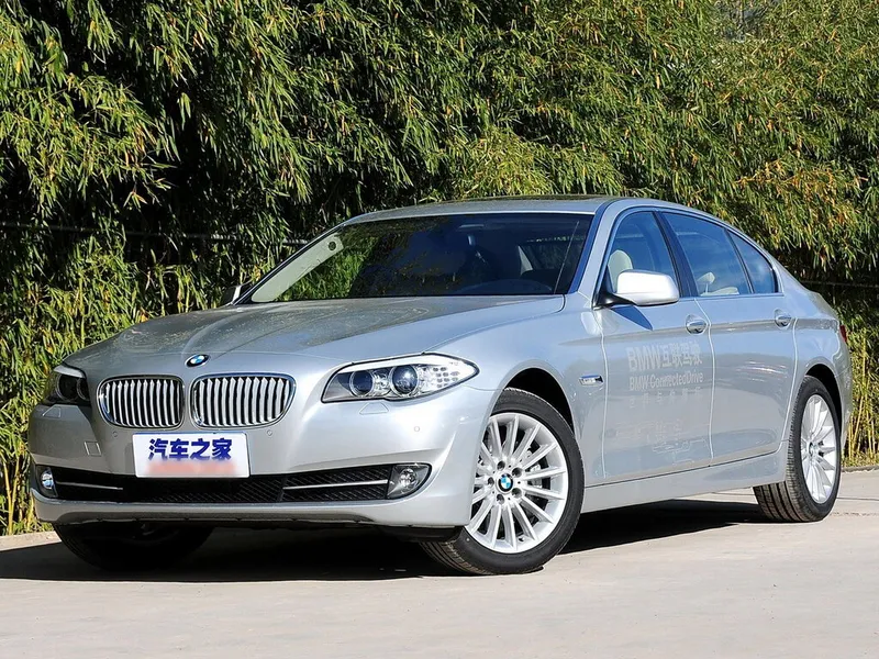 BMW 5-Series 2009, седан, 6 поколение, F10 (11.2009 - 09.2013)