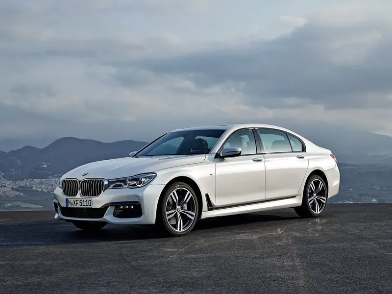 BMW 7-Series 2015, седан, 6 поколение, G11, G12 (07.2015 - 12.2018)