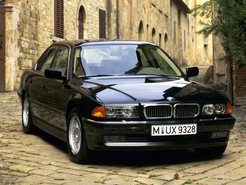 BMW 7-Series 1994, седан, 3 поколение, E38 (06.1994 - 08.1998)