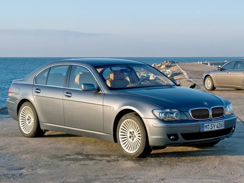 BMW 7-Series рестайлинг 2005, седан, 4 поколение, E65, E66 (03.2005 - 09.2008)