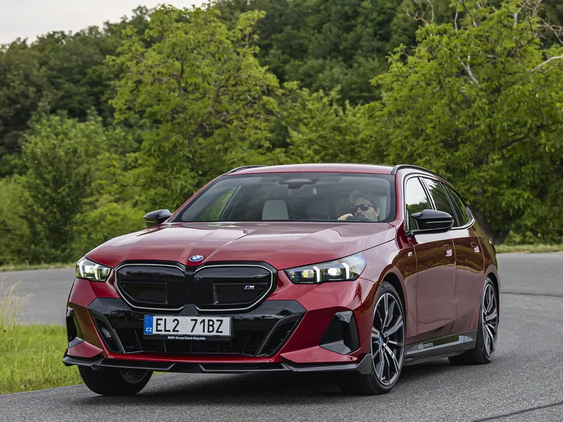 BMW i5 2024, универсал, 1 поколение, G61 (02.2024 - н.в.)
