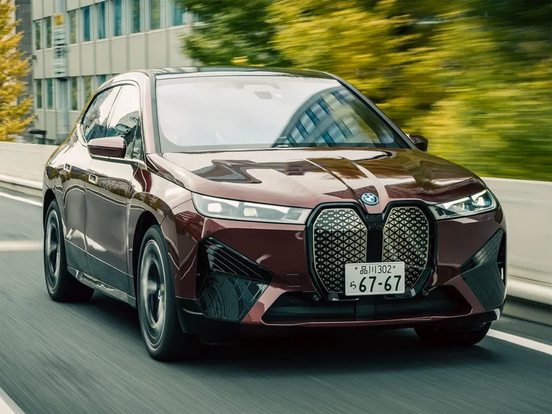 BMW iX 2021, джип/suv 5 дв., 1 поколение (11.2021 - н.в.)