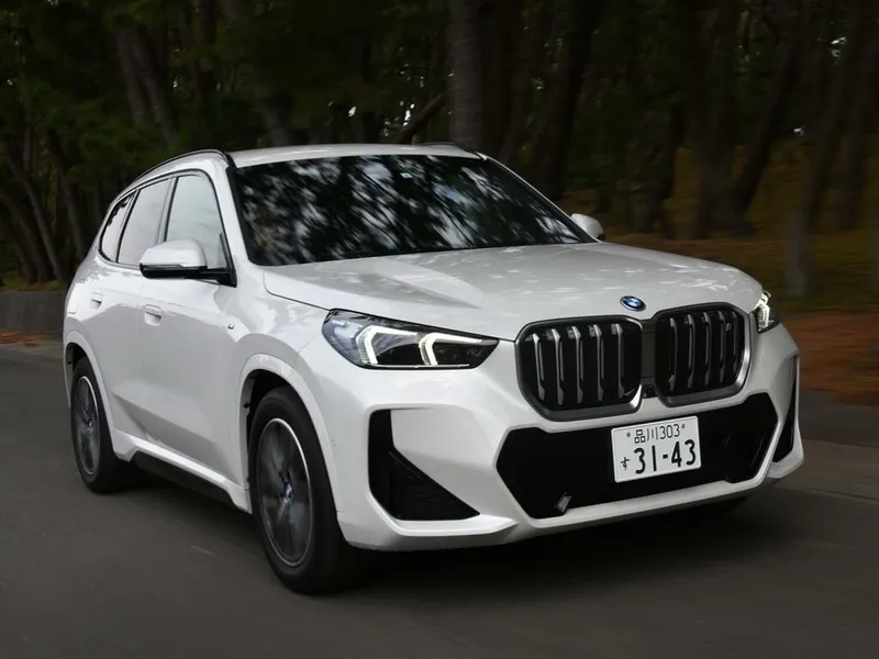 BMW iX1 2023, джип/suv 5 дв., 1 поколение, U11 (02.2023 - н.в.)