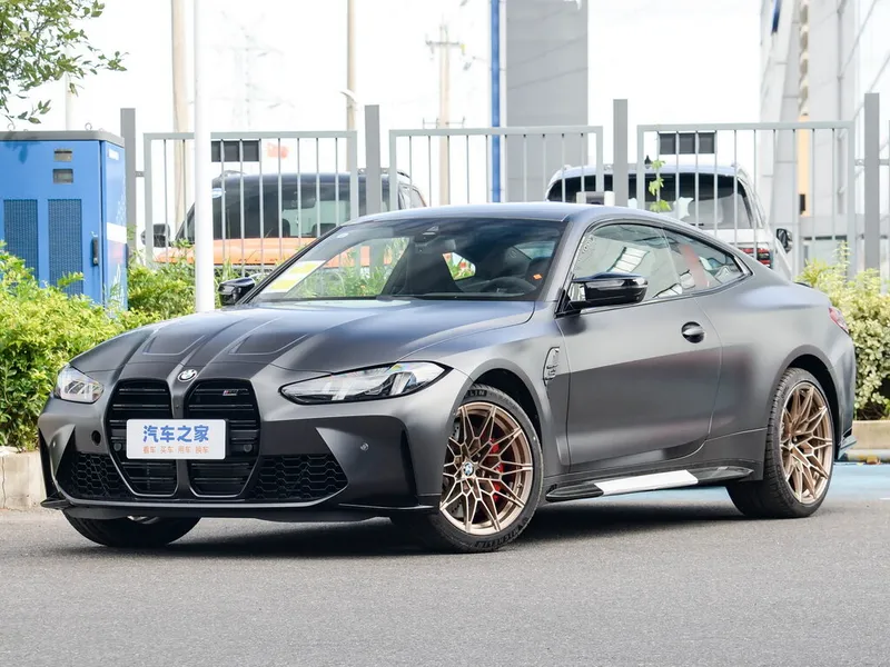 BMW M4 рестайлинг 2023, купе, 2 поколение, G82 (05.2023 - н.в.)