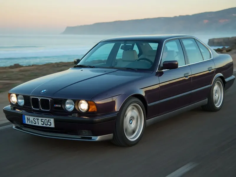 BMW M5 1988, седан, 2 поколение, E34 (10.1988 - 02.1994)