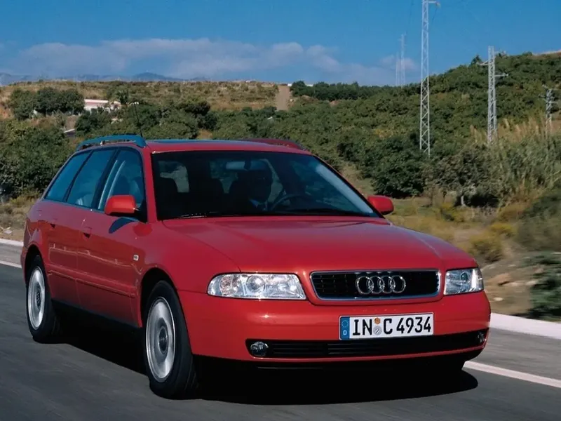 Audi A4 2-й рестайлинг 1999, универсал, 1 поколение, B5 (02.1999 - 10.2000)