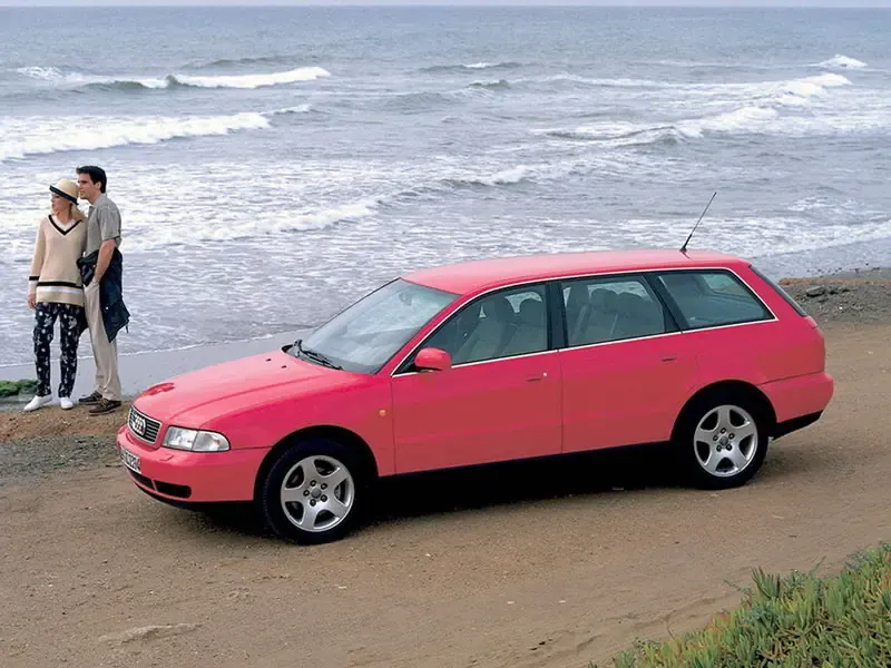 Audi A4 рестайлинг 1996, универсал, 1 поколение, B5 (08.1996 - 12.1998)