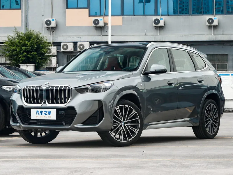 BMW X1 2022, джип/suv 5 дв., 3 поколение, U12 (06.2022 - н.в.)