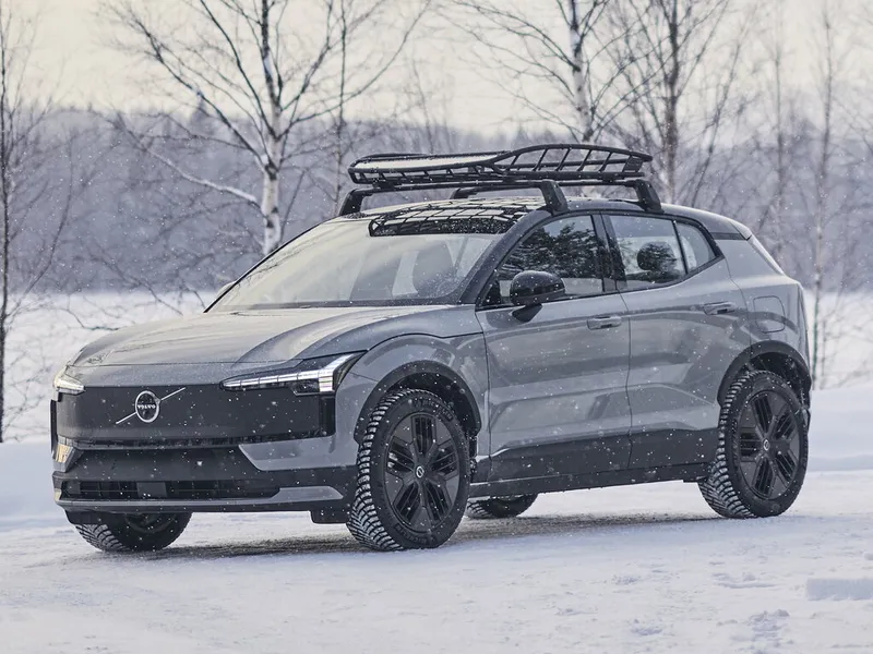 Volvo EX30 2023, джип/suv 5 дв., 1 поколение (05.2023 - н.в.)
