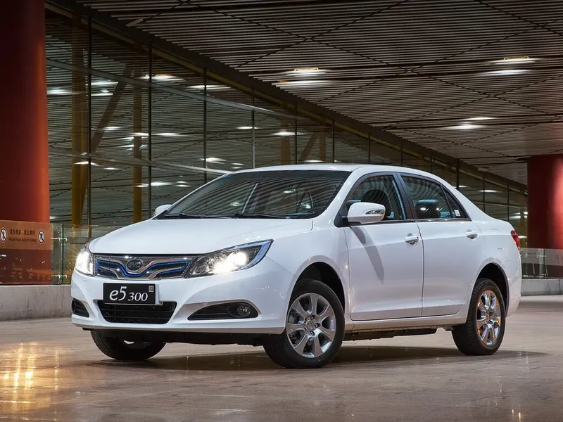 BYD e5