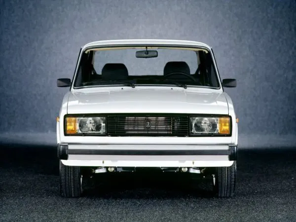 LADA 2105