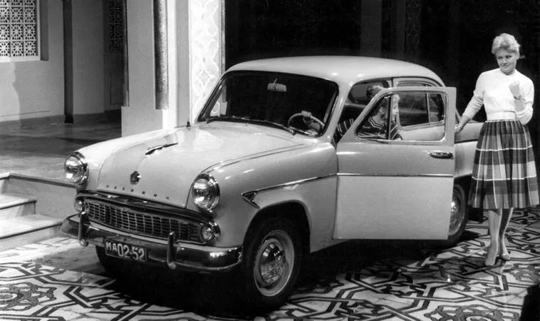 Москвич 407 рестайлинг 1960, седан, 1 поколение (10.1960 - 01.1962)