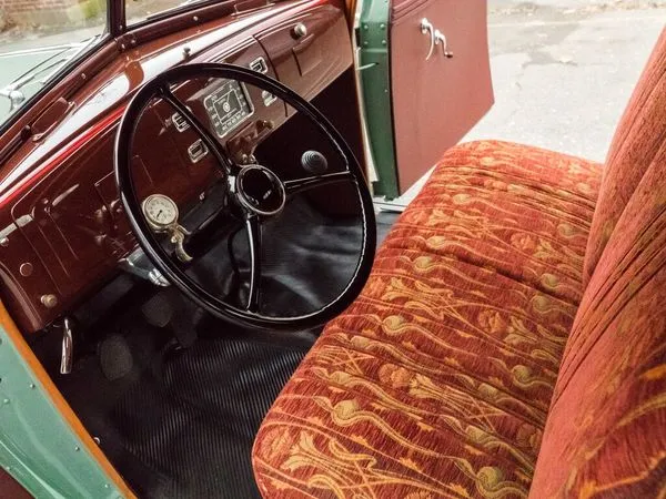 Hudson Terraplane 1932, седан, 1 поколение (07.1932 - 01.1939)