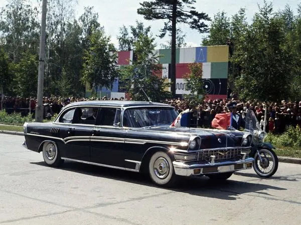 ЗИЛ 111 1958, седан, 1 поколение, 111 (11.1958 - 06.1962)