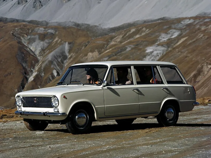 Fiat 124 рестайлинг 1970, универсал, 1 поколение (11.1970 - 08.1972)