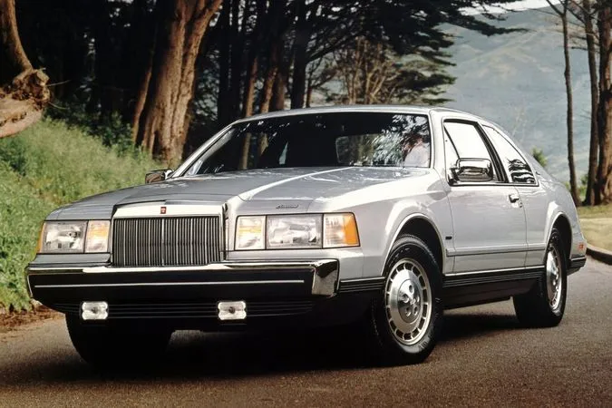 Lincoln Mark 1983, купе, 6 поколение, Mark VII (09.1983 - 09.1992)