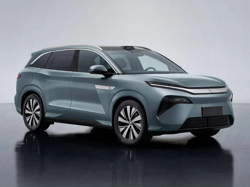 BYD Tang L