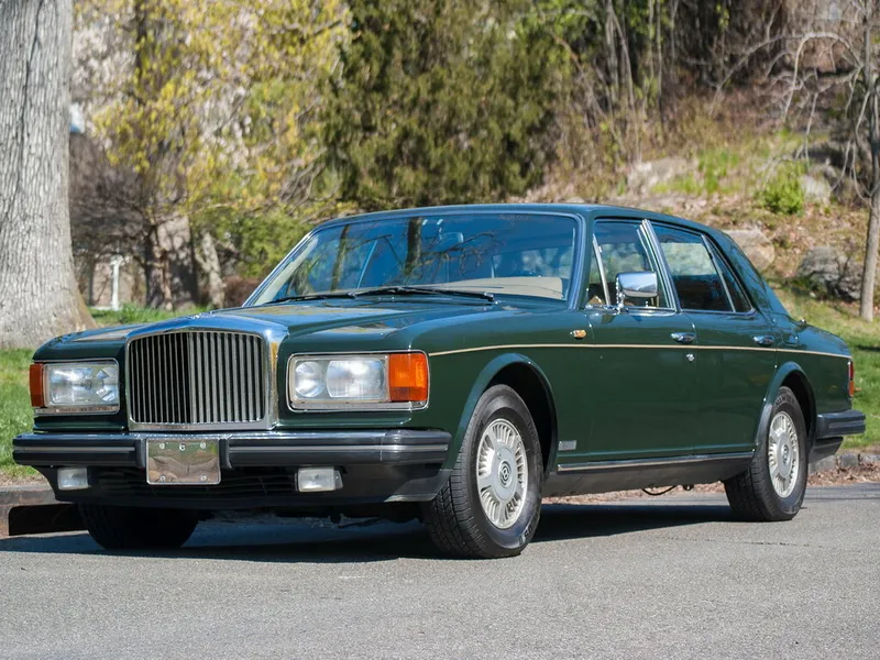 Bentley Eight