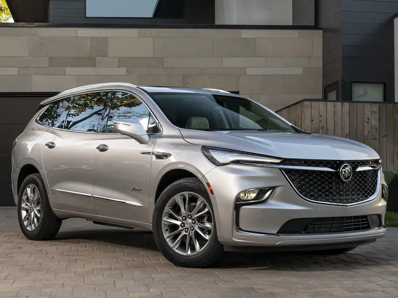 Buick Enclave рестайлинг 2021, джип/suv 5 дв., 2 поколение (10.2021 - н.в.)