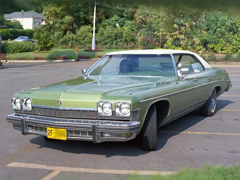 Buick LeSabre 3-й рестайлинг 1973, седан, 4 поколение (09.1973 - 09.1974)