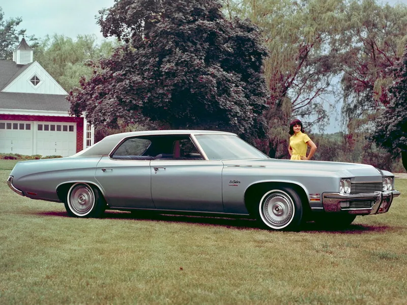 Buick LeSabre рестайлинг 1971, седан, 4 поколение (09.1971 - 09.1972)