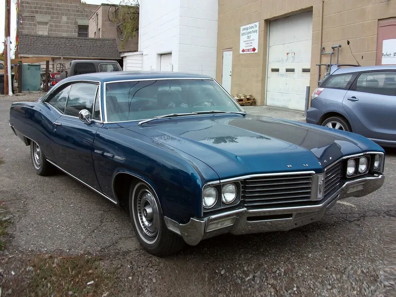 Buick LeSabre 2-й рестайлинг 1966, купе, 3 поколение (09.1966 - 09.1967)