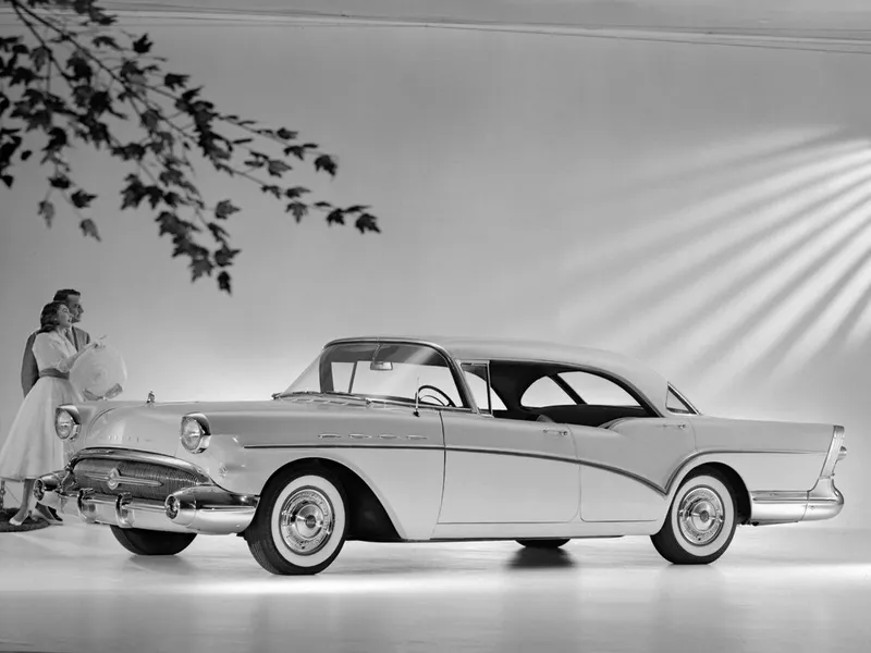 Buick Special рестайлинг 1955, седан, 2 поколение (01.1955 - 12.1957)