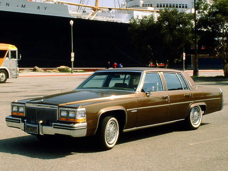 Cadillac DeVille рестайлинг 1979, седан, 7 поколение (10.1979 - 04.1984)
