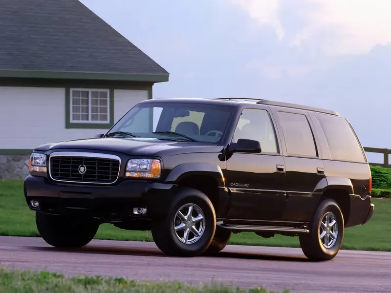 Cadillac Escalade 1999, джип/suv 5 дв., 1 поколение (01.1999 - 12.2000)