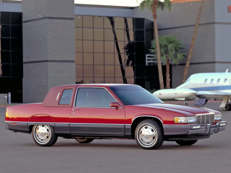 Cadillac Fleetwood рестайлинг 1988, купе, 1 поколение (07.1988 - 06.1992)