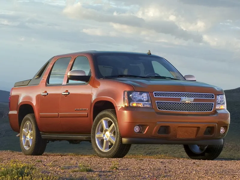 Chevrolet Avalanche 2006, пикап, 2 поколение, GMT900 (02.2006 - 04.2013)