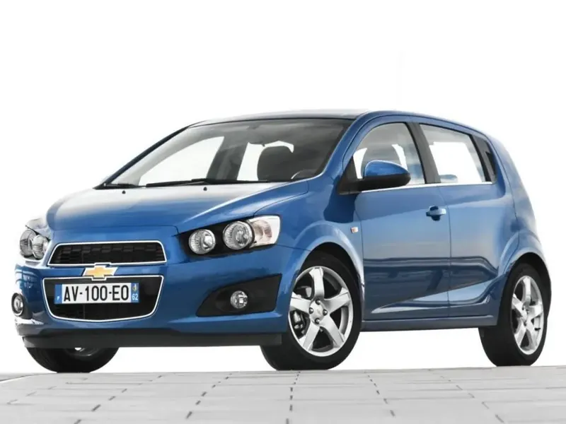Chevrolet Aveo 2011, хэтчбек 5 дв., 2 поколение, T300 (10.2011 - 09.2015)