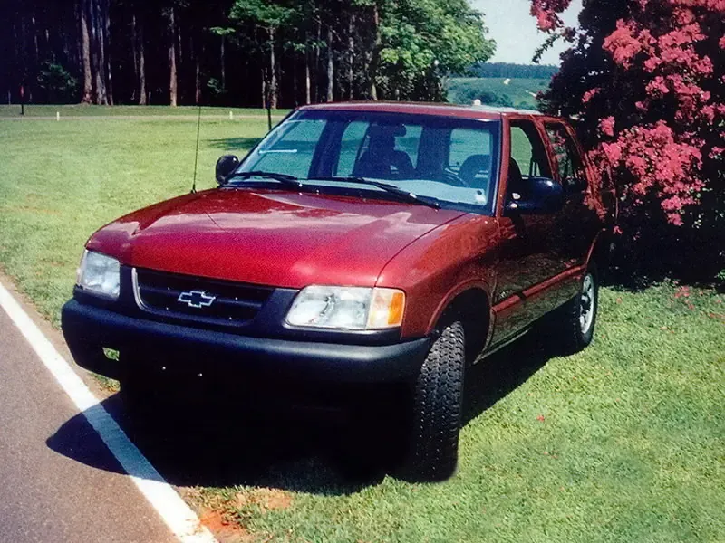 Chevrolet Blazer 1995, джип/suv 5 дв., 2 поколение, S15 (12.1995 - 12.1997)