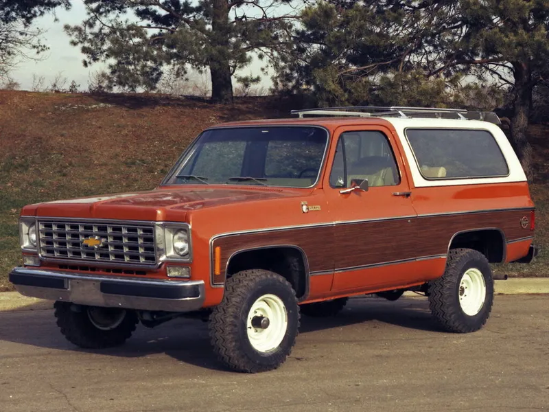 Chevrolet Blazer K5 1972, джип/suv 3 дв., 2 поколение (08.1972 - 06.1976)