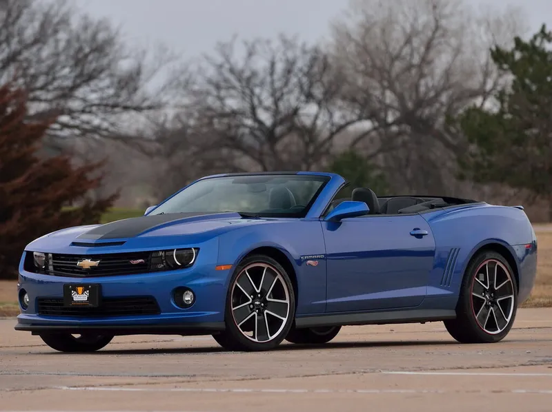 Chevrolet Camaro 2011, открытый кузов, 5 поколение (01.2011 - 08.2013)