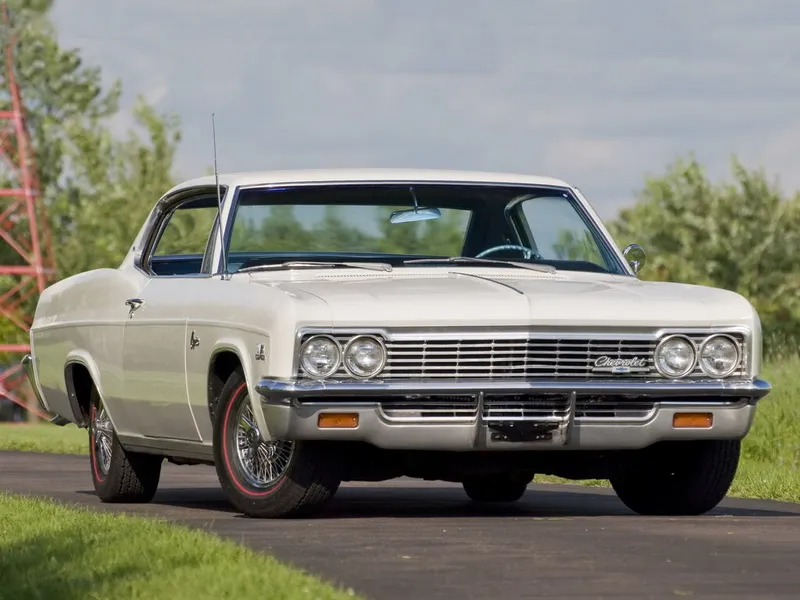 Chevrolet Caprice рестайлинг 1965, купе, 1 поколение (10.1965 - 09.1966)