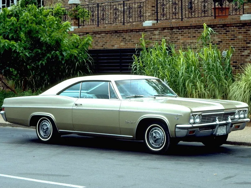 Chevrolet Impala рестайлинг 1965, купе, 4 поколение (10.1965 - 09.1966)