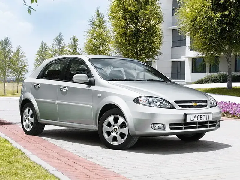 Chevrolet Lacetti 2004, хэтчбек 5 дв., 1 поколение, J200 (06.2004 - 03.2013)
