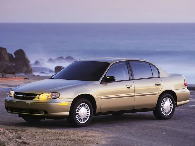 Chevrolet Malibu рестайлинг 1999, седан, 5 поколение (07.1999 - 04.2005)