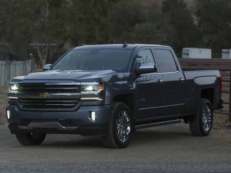 Chevrolet Silverado рестайлинг 2015, пикап, 3 поколение, GMTK2 (10.2015 - 09.2019)