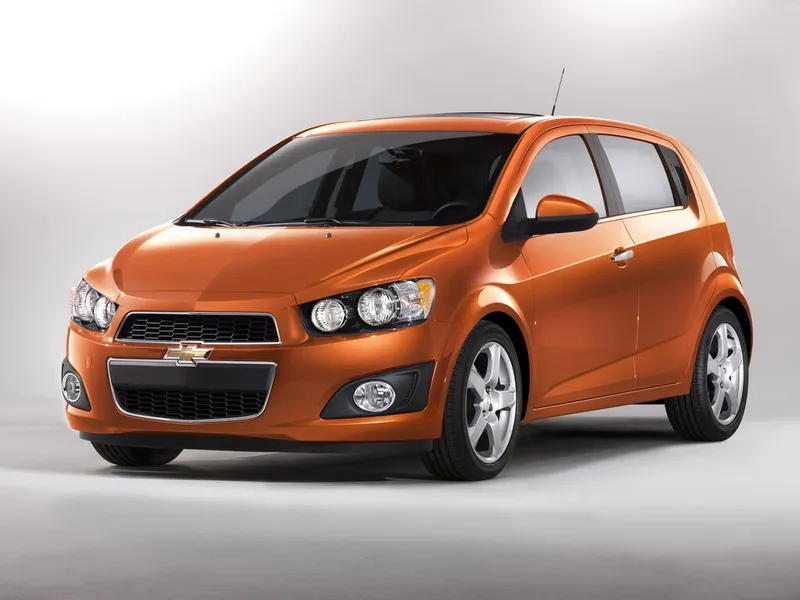 Chevrolet Sonic 2011, хэтчбек 5 дв., 1 поколение, T300 (08.2011 - 03.2016)